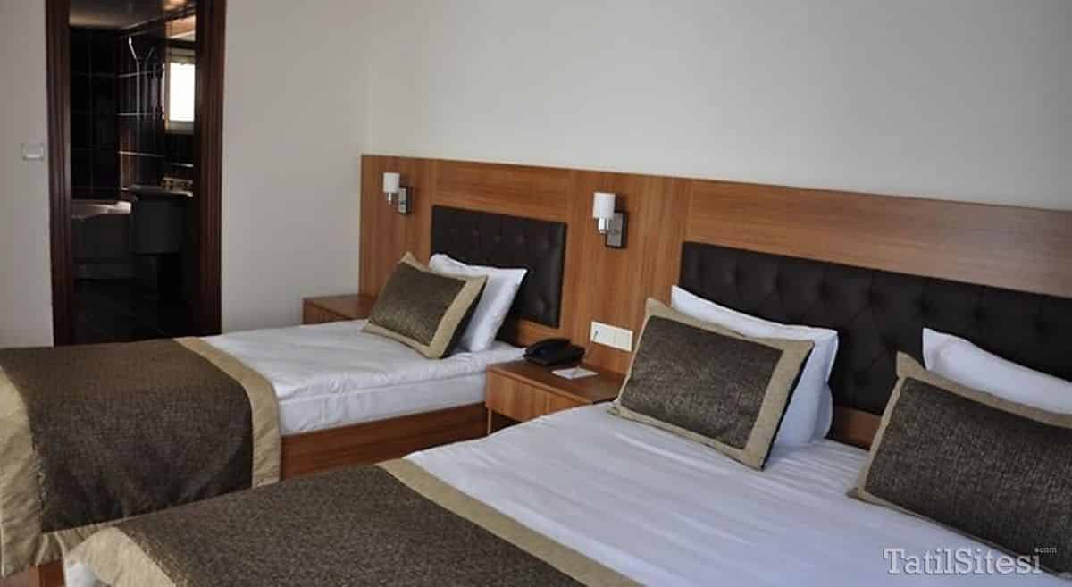 Diamond City Resort Hotel